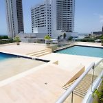 Modern 2Br Next To The Walled City+Oceanside View
