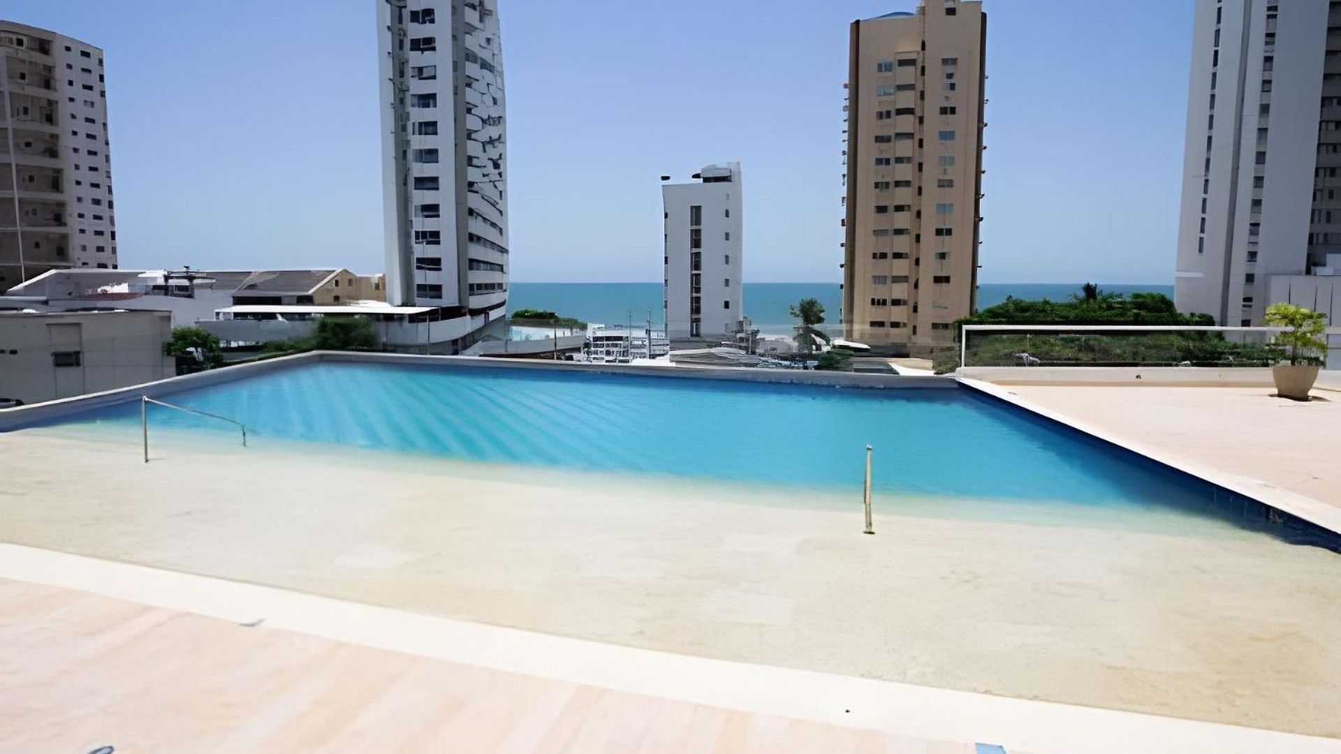 Modern 2br Next To The Walled City+oceanside View *