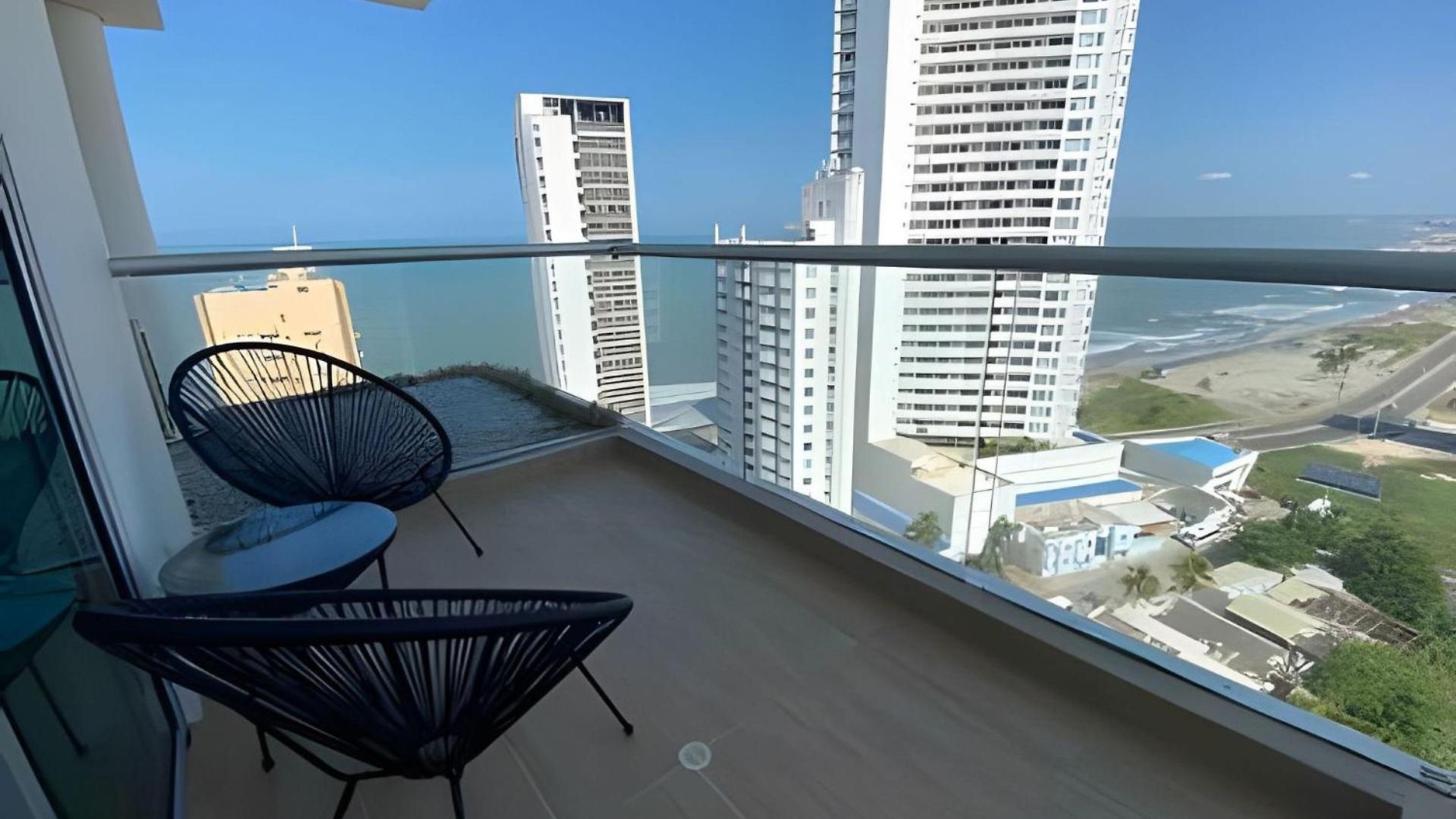 Modern 2br Next To The Walled City+oceanside View Apartamento