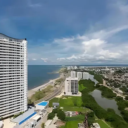 Apartment Modern 2br Next To The Walled City+oceanside View Cartagena