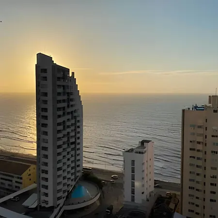 Modern 2br Next To The Walled City+oceanside View