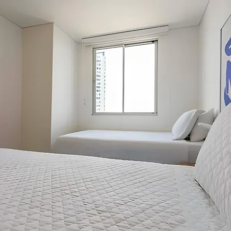 Apartment Modern 2br Next To The Walled City+oceanside View